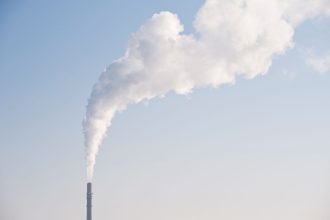 Speranta TV | Banca Mondială recomandă o „taxă de poluare” în România, în funcţie de emisiile de CO2 ale vehiculelor