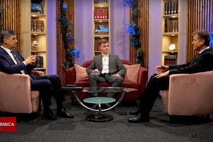 Speranta TV | Academica: Locul lui Dumnezeu in procesul educational | Invitati: George Schiopu, George Radu