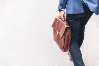 Speranta TV | Comisia Europeană propune un portal cu locurile de muncă vacante accesibile şi lucrătorilor din statele terţe