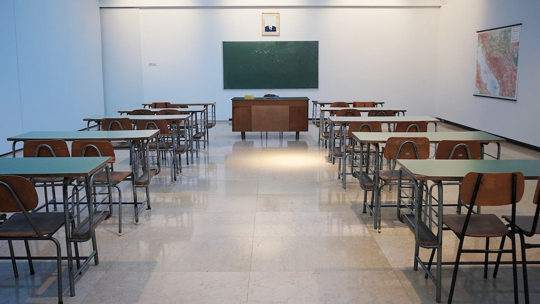 Speranta TV | Elevii reiau cursurile astăzi. Următoarea vacanţă începe pe 23 decembrie