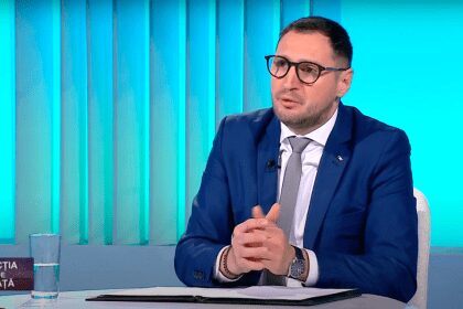 Speranta TV | Lectia de viata - Provocarile lucrului in sectorul public (I) - Invitat: Cosmin-Viorel Anisca - 01.12.2023