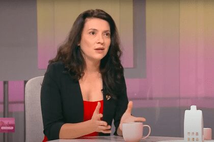 Speranta TV | Intre noi, mamele - Cum definesc adolescenții succesul - Invitati: Raluca Mateescu, Cristina Moisan