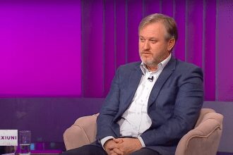 Speranta TV | Conexiuni - Cand doi se cearta, al treilea castiga - Invitat: Marius Andrei