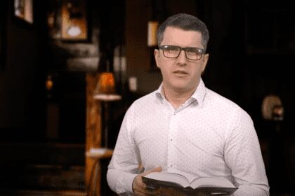 Speranta TV | Deschide Biblia - In bratele Lui - 08.12.2023