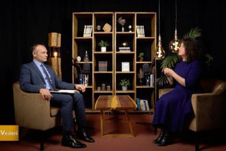 Speranta TV | IntreVederi - Sarbatoarea nasterii Domnului - Invitat: Mihai Miron
