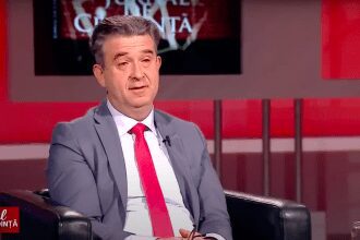 Speranta TV | Jurnal de credinta - Mi-am dorit sa fiu preot, dar parintii nu au fost de acord! - Invitat: Razvan Kadar