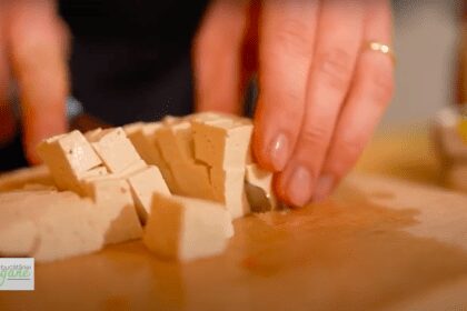 Speranta TV | Arta bucatariei vegane - Salata de quinoa cu fasole neagra si tofu
