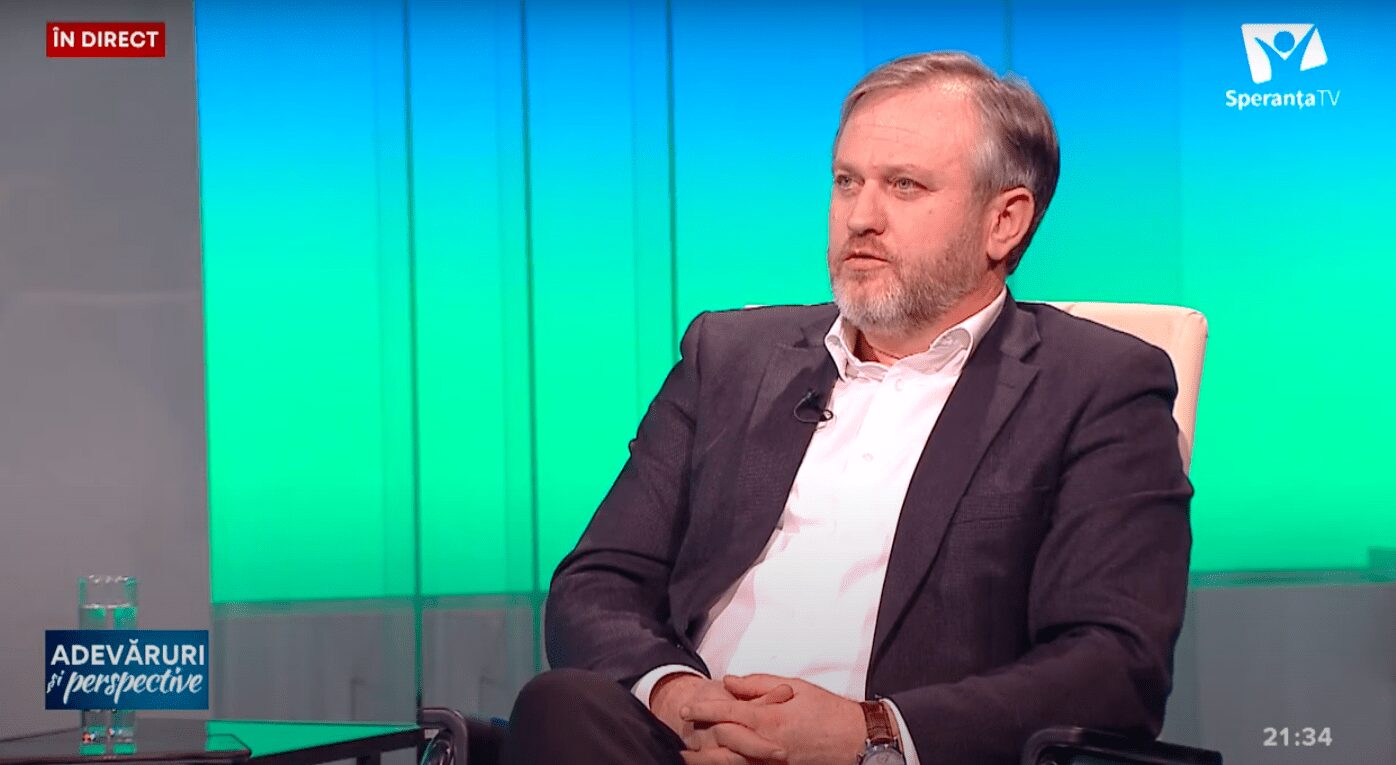 Speranta TV | Adevaruri si perspective - Impietrirea iubirii - Invitat: Marius Andrei