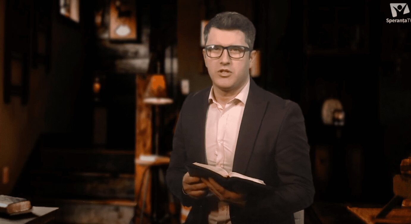 Speranta TV | Deschide Biblia - Limbajul hainelor