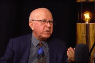 Speranta TV | IntreVederi - Poarta crucea Lui - Invitat: Radu Gabriel
