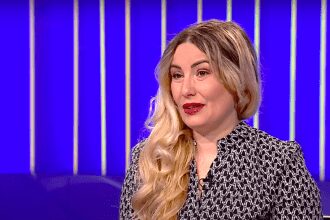 Speranta TV | Plus X - Cum sa crestem copii echilibrati daca avem o cariera solicitanta - Invitat: Laura Andrunachi