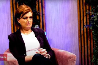 Speranta TV | Academica – Viata in pantofi roz (II) – Invitat: Mihaela Sofrone