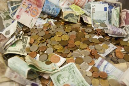 Speranta TV | Unele taxe ar putea să crească și mai mult din 2025, iar euro ar putea sări de 5 lei