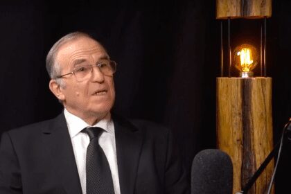 Speranta TV | IntreVederi - Poarta psalmilor - Invitat: Emilian Niculescu