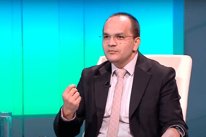 Speranta TV | Adevaruri si perspective - Dezvoltare persoanala sau crestere in Hristos? - Invitat: Costel Ghioanca