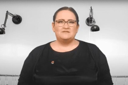 Speranta TV | Bune maniere - Despre haine si omenie (II)