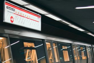 Speranta TV | Două garnituri de metrou s-au ciocnit în stația Timpuri Noi