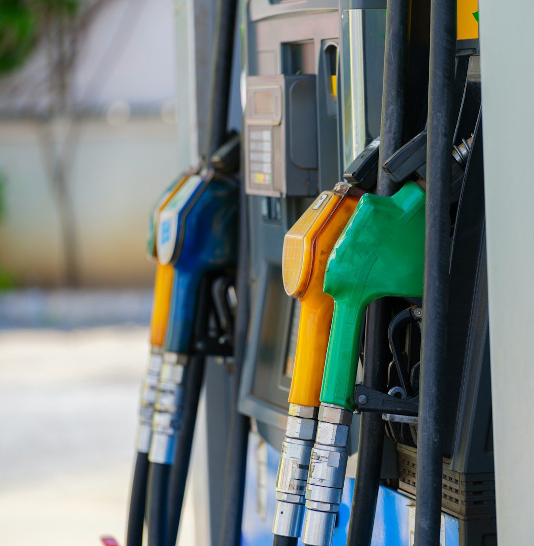 Speranta TV | Carburanții se scumpesc tot mai des. Prețul benzinei standard a trecut de 7 lei/litru, iar motorina superioară a depăşit 8 lei