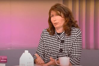 Speranta TV | Între noi, mamele: Cuibul gol – o etapă dificilă pentru părinți