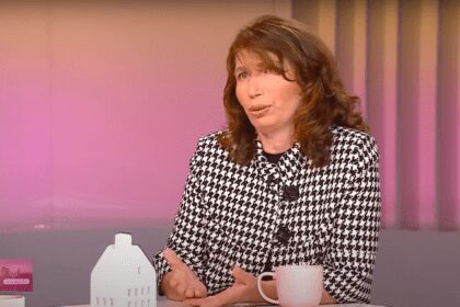 Speranta TV | Între noi, mamele: Cuibul gol – o etapă dificilă pentru părinți