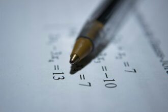 Speranta TV | Matematica, piatră grea de încercare pentru elevii care au susținut a doua probă a simulării examenului de Bacalaureat