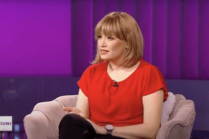 Speranta TV | Conexiuni - Cum mă raportez la critică? - Invitat: Diana Vasiliu