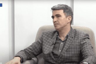 Speranta TV | RăsCruce - Să studiem împreună: Elementul central - iubire sau egoism? - Invitați: Szász Tibor, Balla Károly