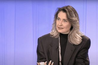 Speranta TV | În obiectiv - Temele pentru acasă – utile sau împovărătoare? / „Din grijă pentru tine”, Pitești / Conflictul Iran-Israel și posibilități de escaladare - Invitați: Claudia Chiru, Hari Bucur-Marcu - Realizator: Alex Clodeanu
