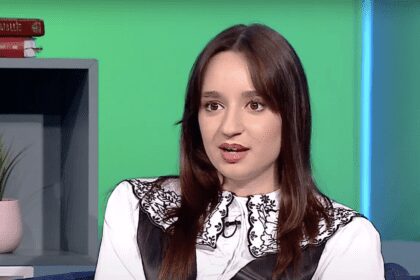Speranta TV | Iconnect - Ce pot face tinerii într-o biserică? - Invitați: Julia-Astrid Azamfire, Diana Daniela Sarău, Patricia Vasilache, Albert Mandache