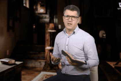 Speranta TV | Deschide Biblia - Trăiți în pace unii cu alții