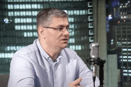 Speranta TV | Alege corect - Moralitatea în mediul online – alegeri corecte în lumea virtuală - Invitat: Ionuț Stăvărachi