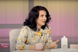 Speranta TV | Între noi, mamele - Cum gestionăm reproșurile primite de la copiii noștri - Invitați: Cristina Moisan, Raluca Mateescu