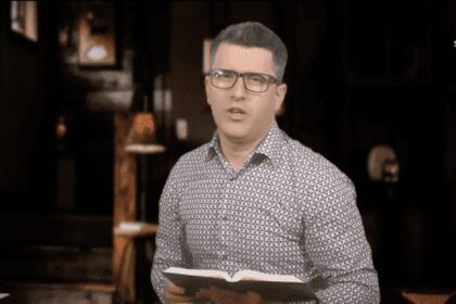 Speranta TV | Deschide Biblia - Dumnezeu are grijă de tine și vrea să te mângâie