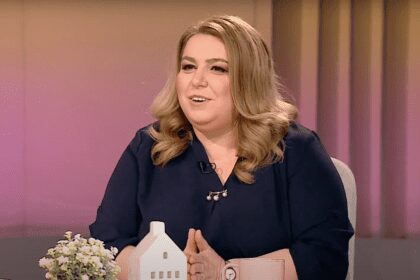 Speranta TV | Între noi, mamele - Le permitem sau nu copiilor să doarmă la prieteni? - Invitați: Cristina Ișvan, Cristina Moisan