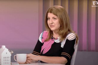 Speranta TV | Între noi, mamele - Cum să ne susținem copiii în pragul examenelor - Invitați: Cora Albu, Raluca Mateescu