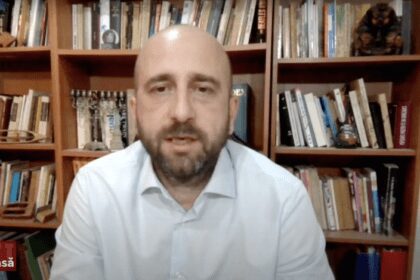 Speranta TV | Lumea religioasă azi - Grecia: Poate noua săptămână de lucru de șase zile să afecteze lumea religioasă? / Pelerinaj la Mecca: Ce se află în spatele deceselor de la pelerinajul de anul acesta din Arabia Saudită? / Perspective în lumea religioasă - Invitați: Nicu Ionescu, Cristian Dobra, Janina Mihalache