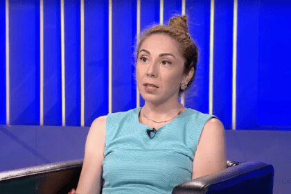 Speranta TV | Plus X - Cum să faci o reinventare profesională de succes (I) - Invitat: Raluca Culda