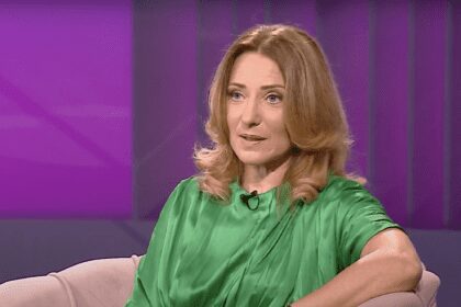 Speranta TV | Conexiuni - Dinamica și proveniența rușinii în relația părinte-adolescent - Invitat: Alexandra Cichirdan