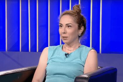 Speranta TV | Plus X - Cum să faci o reinventare profesională de succes (II) - Invitat: Raluca Culda
