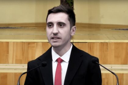 Speranta TV | Academica - Absolvenți la asistență socială în 2024 - Invitat: Roxana Paraschiv
