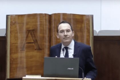Speranta TV | RăsCruce - Ceva ce cred și necredincioșii - Pálffi Miklos