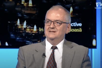 Speranta TV | Lumea religioasă azi - De ce polonezii părăsesc biserica catolică în număr mare? / Societatea este distrusă”, dar poate fi remediată „dacă ne întoarcem la Dumnezeu”, spune un analist de televiziune / Perspective în lumea religioasă - Invitați: Cristian Dumitrescu, Benone Lupu, Janina Mihalache