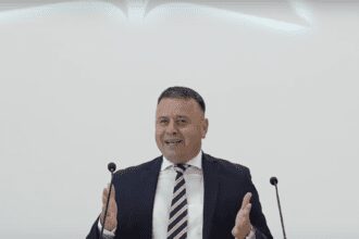 Speranta TV | RăsCruce - Pe aripile psalmilor - Loránd Balla