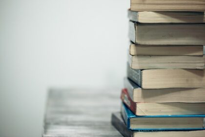 Speranta TV | COMITETUL EXECUTIV DE TOAMNĂ, LA STUPINI