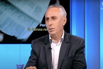 Speranta TV | Lumea religioasă azi - Creștinii și musulmanii africani fac apel la anularea datoriilor țărilor sărace / Elon Musk crede că „a fost păcălit” de ideologia LGBTQ+ / Elon Musk spune că este un „creștin cultural" / Perspective în lumea religioasă - Invitați: Lucian Floricel, Janina Mihalache