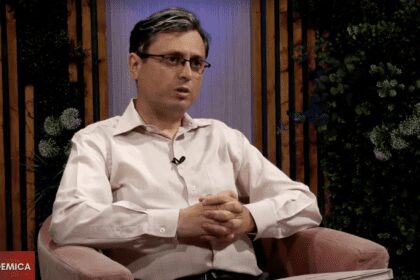 Speranta TV | Academica - Lansare de carte la Centenarul Universității Adventus - Invitat: Iosif Diaconu