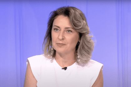 Speranta TV | În obiectiv - Provocările unui nou an școlar Ce schimbări aduce noul an școlar - Invitat: Claudia Chiru, Cristian Tanase - Realizator: Sorin Dinu