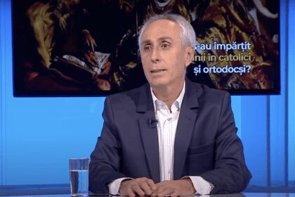 Speranta TV | Lumea religioasă azi - Canonizarea părintelui Arsenie Boca, contestată: „Făcea yoga. Un vrăjitor” / Cum s-au împărțit creștinii în catolici și ortodocși / Motiv de rugăciune: Violența împotriva creștinilor crește în Europa - Invitați: Janina Mihalache, Lucian Floricel, Cristian Dobra