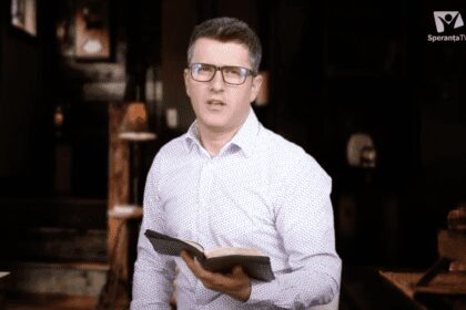 Speranta TV | Deschide Biblia - Mielul atotcuceritor