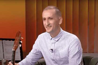 Speranta TV | Portative & portrete - Cum a devenit chitara vocația sa? - Invitat: Mihaiță Iulian Ghenea